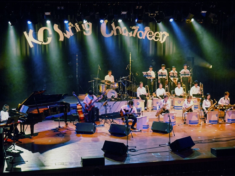 K.G. Swing Charioteers